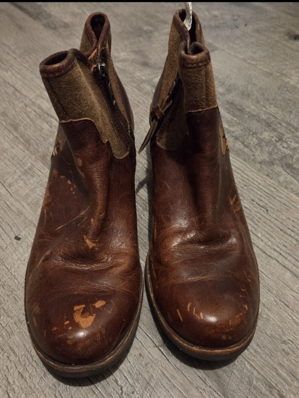 UGG Penelope Brown Leather Ankle Heeled Boots Size 6.5